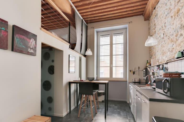 דירות ליון Guestready - Charmant Loft Croix-Paquet Pour 2 מראה חיצוני תמונה